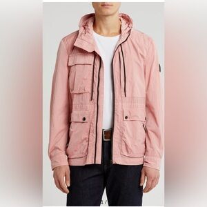 Pinto Field Jacket
DIGEL